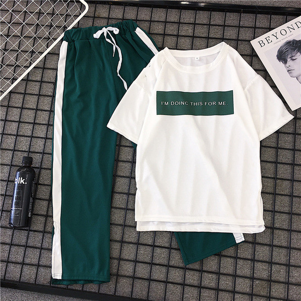 Kétrészes női sport szett zöld színben