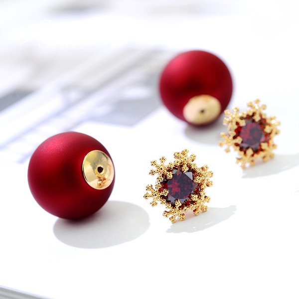 Stílusos női fülbevaló piros színben