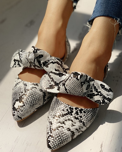 Lapos talpú női cipő új modellje négy színben