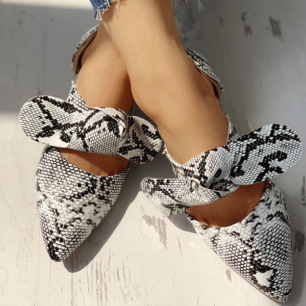 Lapos talpú női cipő új modellje négy színben