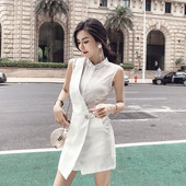 Κομψή γυναικεία σαλοπέτα