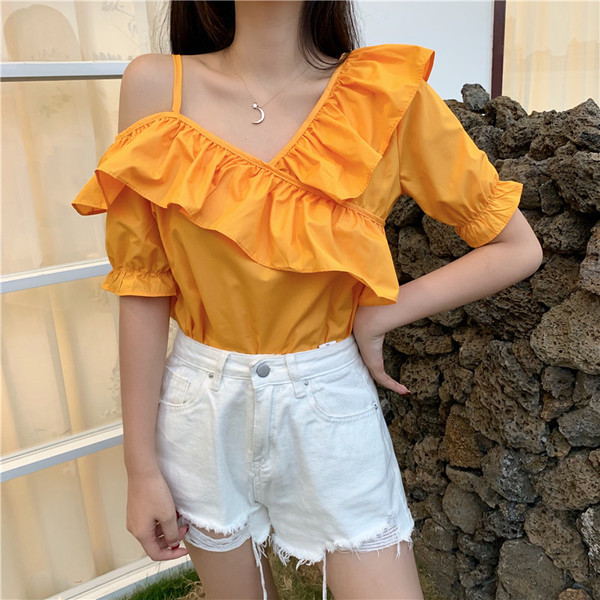 Κομψή  γυναικεία μπλούζα  σε δύο χρώματα