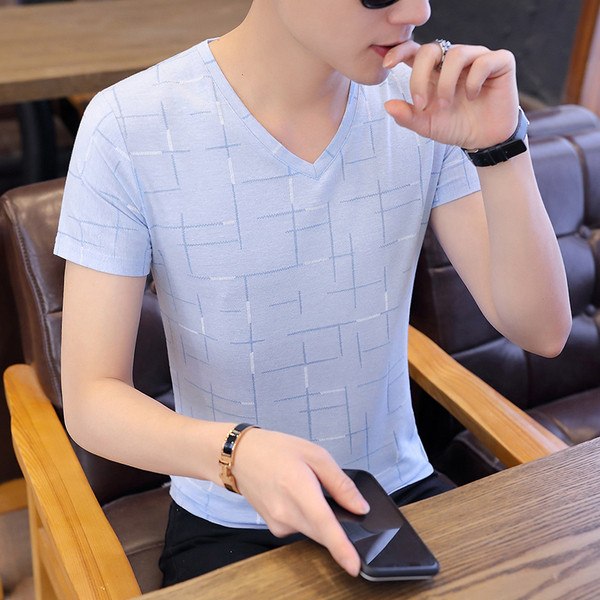 Modern férfi póló három színben V-nyakkal