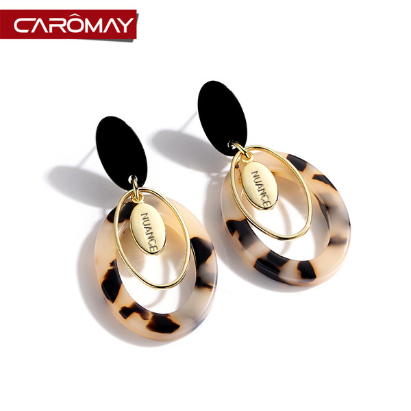 Modern lógó női fülbevaló