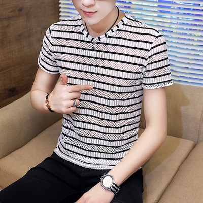 Férfi póló három színben V-nyakkal és gombokkal