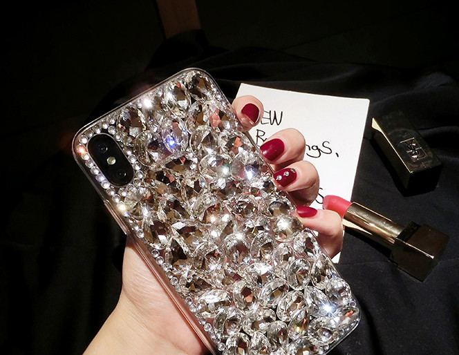 Husa din silicon cu pietre alb pentru iPhone XR