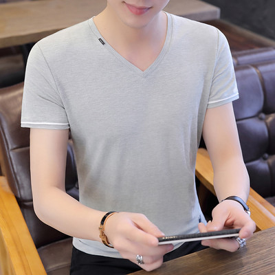 Három színben, V-nyakú férfi alkalmi póló