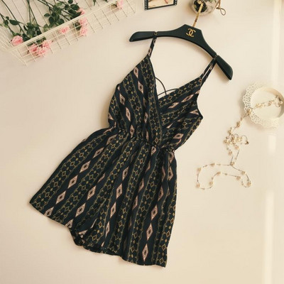 Μοντέρνα γυναικεία σαλοπέτα με V-neckline σε τρία χρώματα με κορδόνια