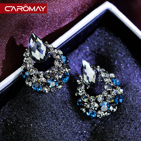 Modern fülbevaló kék kövekkel