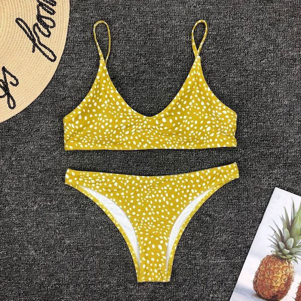 Μοντέρνο μαγιό με κίτρινο και κόκκινο χρώμα