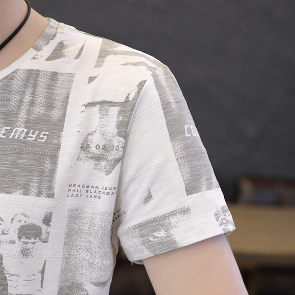 Aktuális O-nyakú férfi póló, három színben