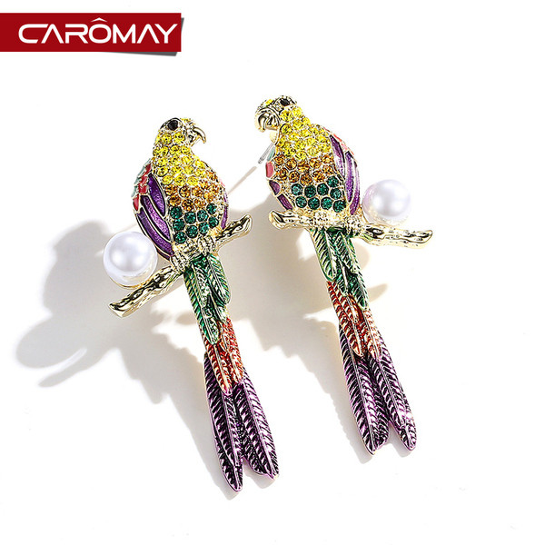 Női fülbevaló színes kövekkel, papagáj alakú