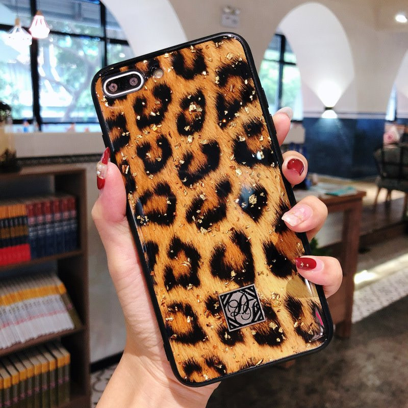 Husa din silicon cu model leopard pentru iPhone 7 plus si iPhone 8 plus
