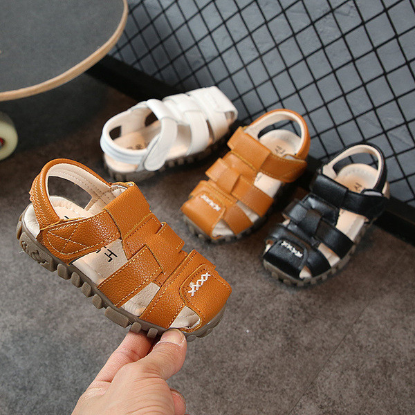 Öko bőrből készült gyerekszandál három színben - fiúknak