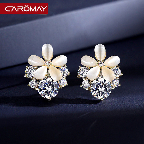 Modern női fülbevaló virágokkal és kövekkel