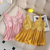 Modern női tanktop széles modell vékony pántokkal és csipkével több színben