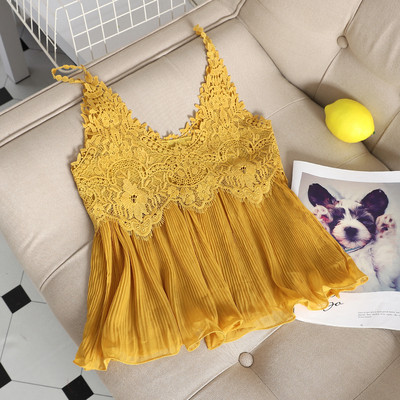 Modern női tanktop széles modell vékony pántokkal és csipkével több színben