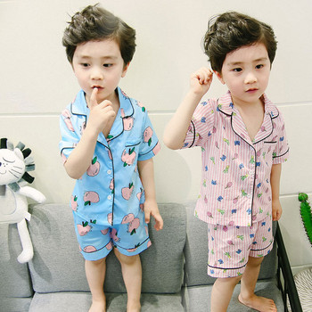 Детска пижама за момчета в два цвята с различни апликации