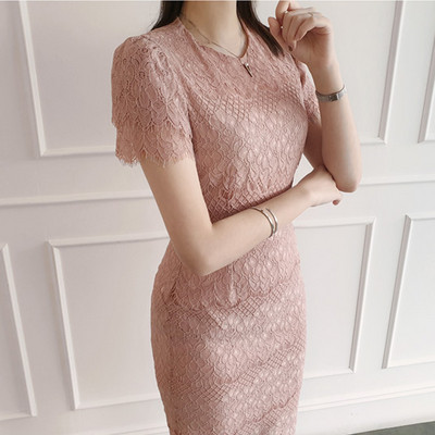 Μοντέρνο φόρεμα με κοντό μανίκι και σχήματος Ο και δαντέλα σε δύο χρώματα