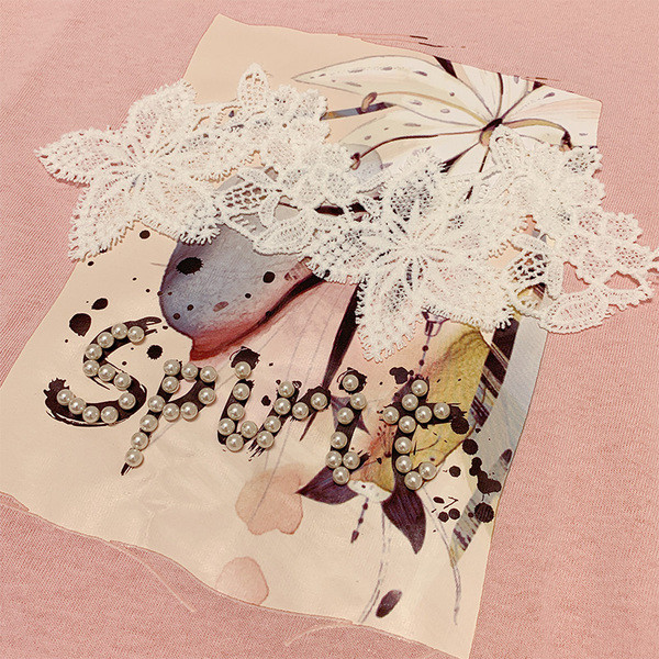 Női póló csipkével és gyöngyökkel több színben