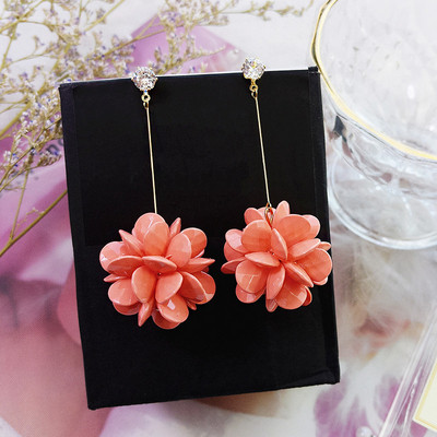 Női hosszú fülbevaló négy színben