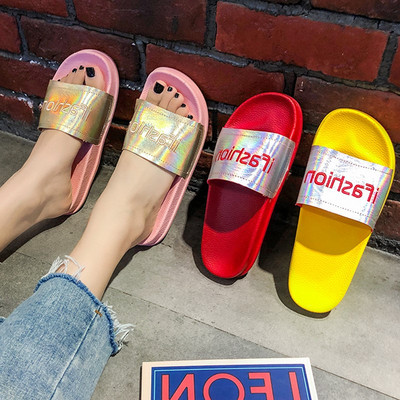 Модерни дамски чехли с надпис в няколко цвята