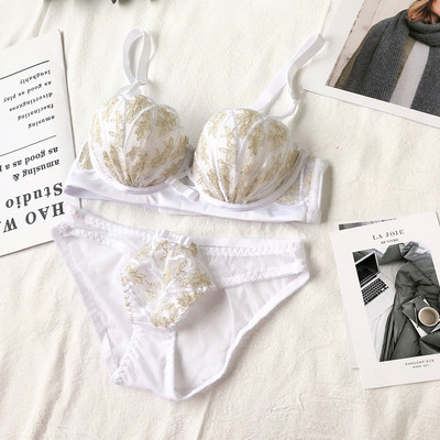 Fehérneműszett melltartó és bikini