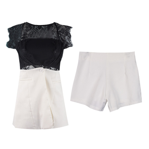 Γυναικείο  κομψό κοντό φόρεμα με στοιχεία δαντέλας