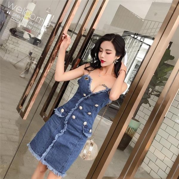 Дамска дънкова рокля с V-образно деколте