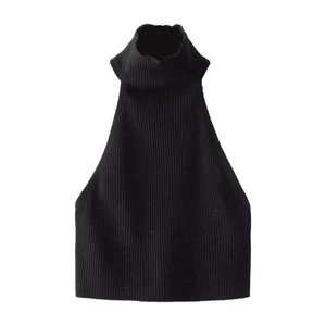 Rövid női felső gallérral és csupasz háttal