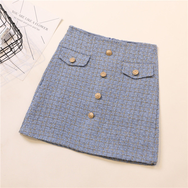 Fusta de dama eleganta cu nasturi in patru culori