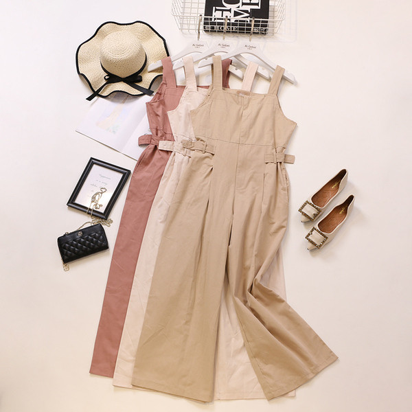 Μοντέρνες γυναικείες φόρμες με τιράντες σε τέσσερα χρώματα