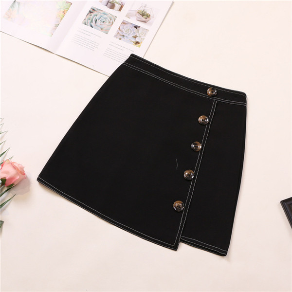 Modern női szoknya gombokkal, három színben