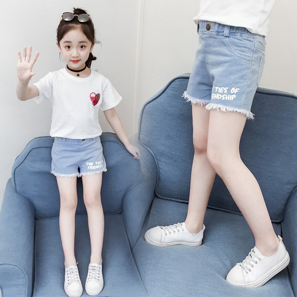 Gyermek rövid farmernadrág felirattal - lányoknak