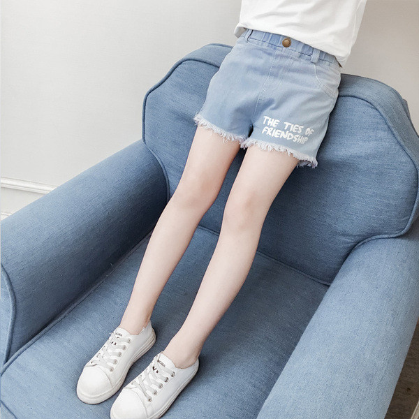 Gyermek rövid farmernadrág felirattal - lányoknak