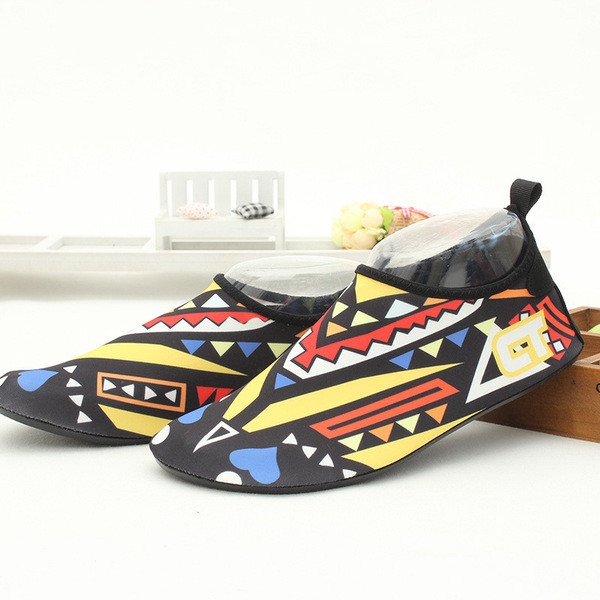 Неопренови чорапи за плаж и гмуркане подходящи за мъже и жени