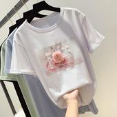 Γυναικεία μπλούζα με εφαρμογή και στοιχείο 3D