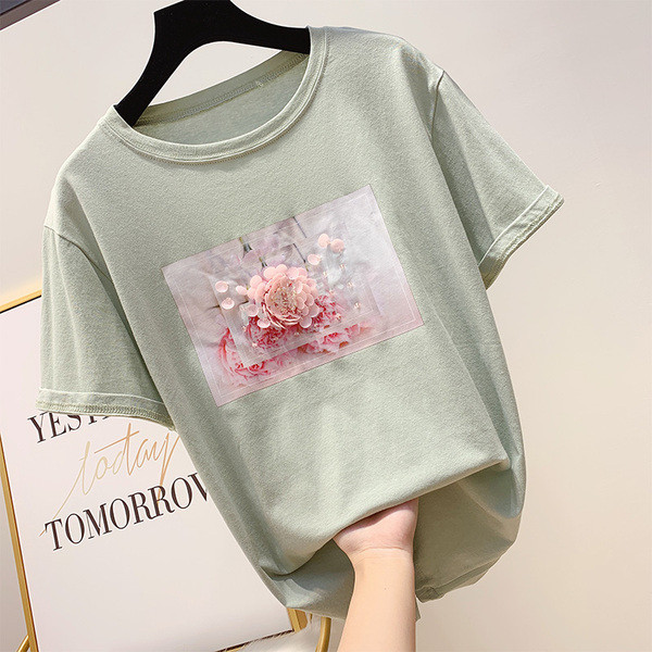 Γυναικεία μπλούζα με εφαρμογή και στοιχείο 3D