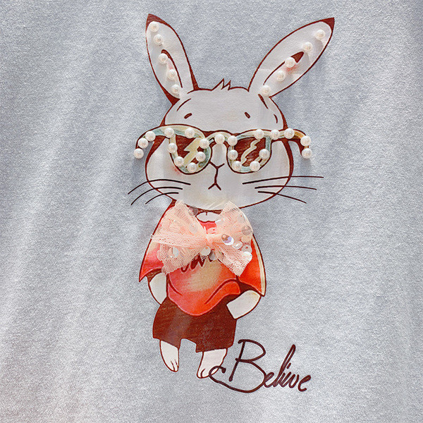 Γυναικεία μπλούζα με εφαρμογές και πέρλες