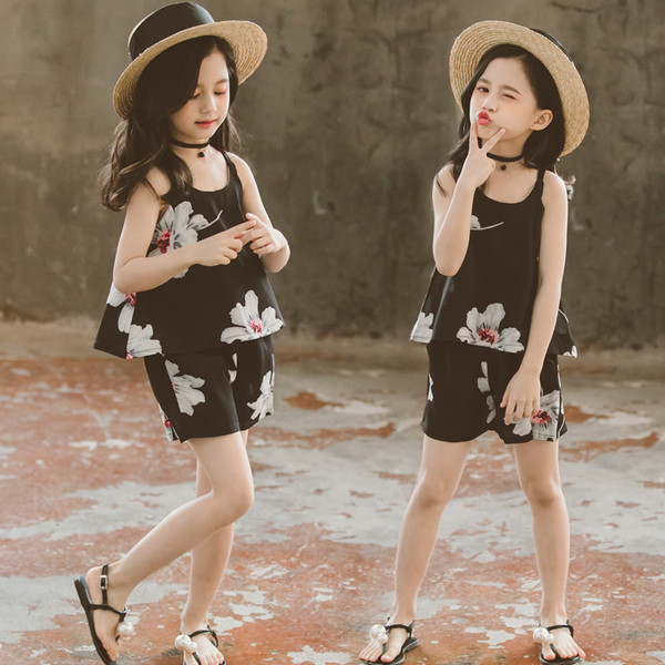 Gyerek modern szett virágmotívumokkal - lányoknak