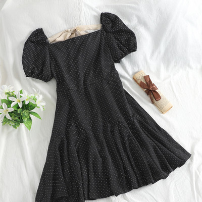 Γυναικείο φόρεμα με κορδέλα στο πίσω μέρος