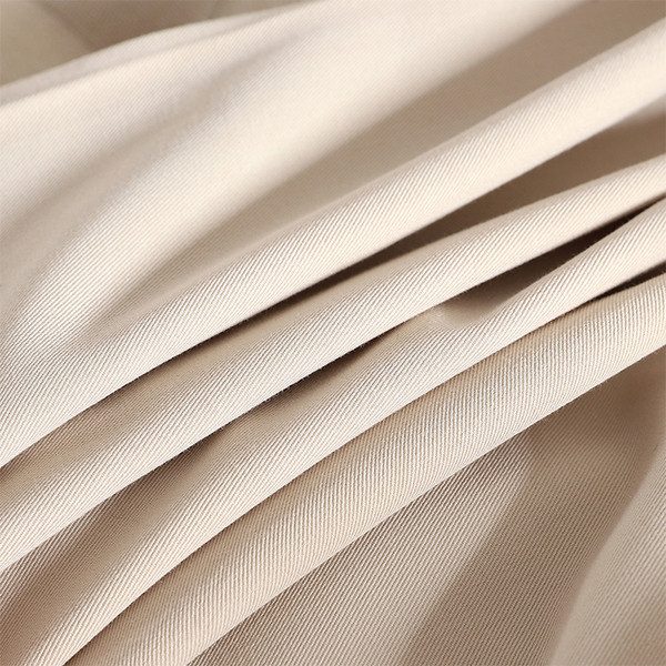 Стилни къси дамски панталони изчистен модел с висока талия в няколко цвята