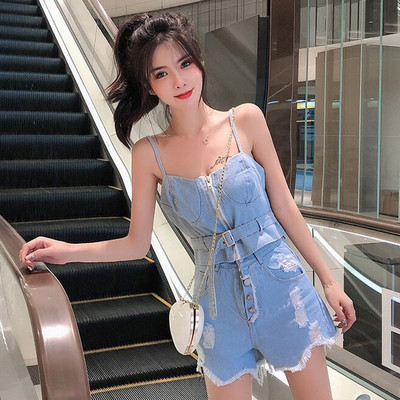 Μοντέρνο γυναικείο  σετ denim σε ανοιχτόχρώμα