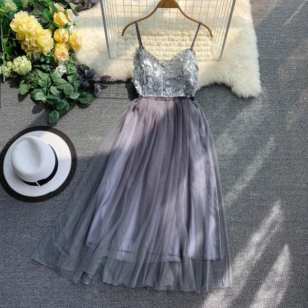 Модерна дамска рокля с пайети и тюл в няколко цвята