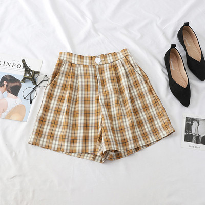 Μοντέρνα γυναικεία σορτς με ψηλή μέση και τσέπη σε τρία χρώματα