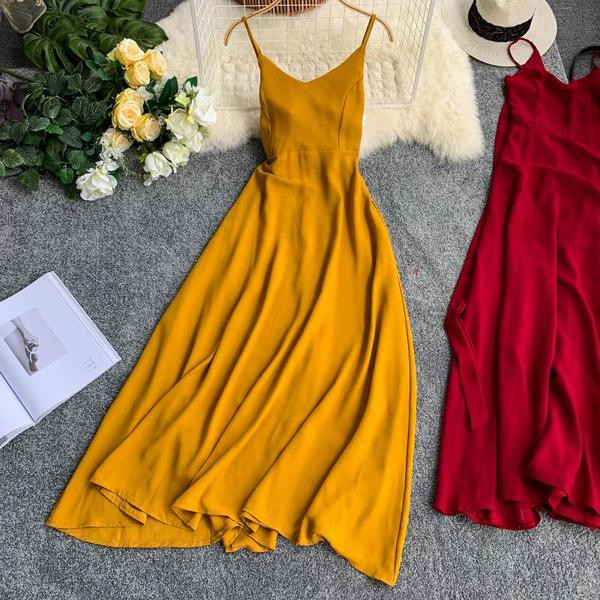 Modern hosszú női ruha sima modell, csupasz háttal több színben