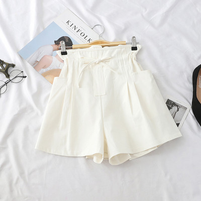 Γυναικεία σορτς με τσέπη και κορδόνια