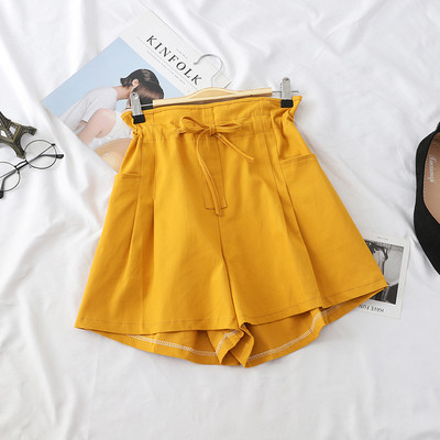 Γυναικεία σορτς με τσέπη και κορδόνια