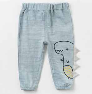 Gyermek nadrág fiúknak négy színben rátéttel