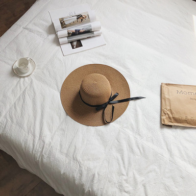 Modern strandkalap három színben és szalaggal